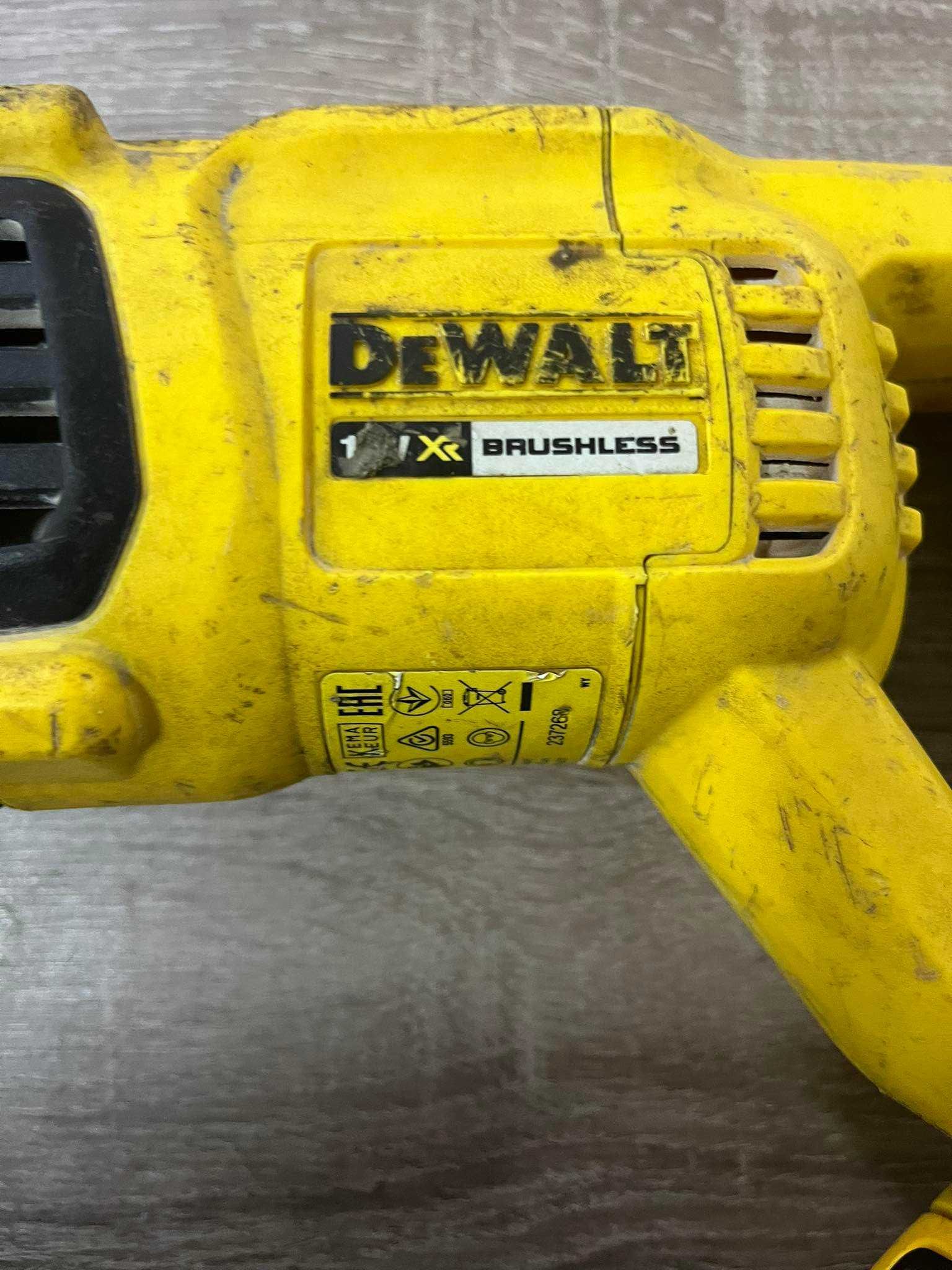 Акумулаторен перфоратор DEWALT DCH133 + Батерия