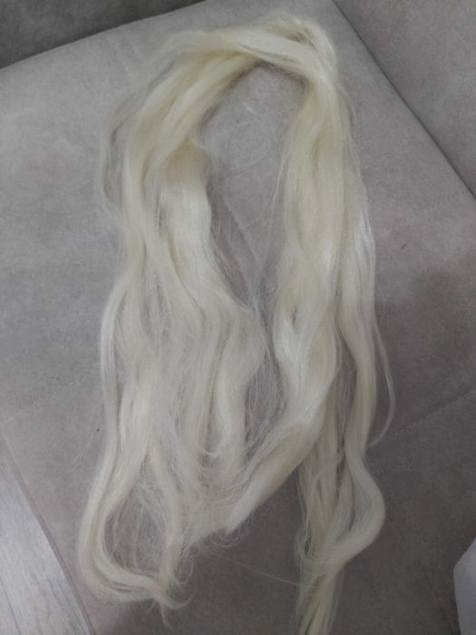 Волосы длинные разные