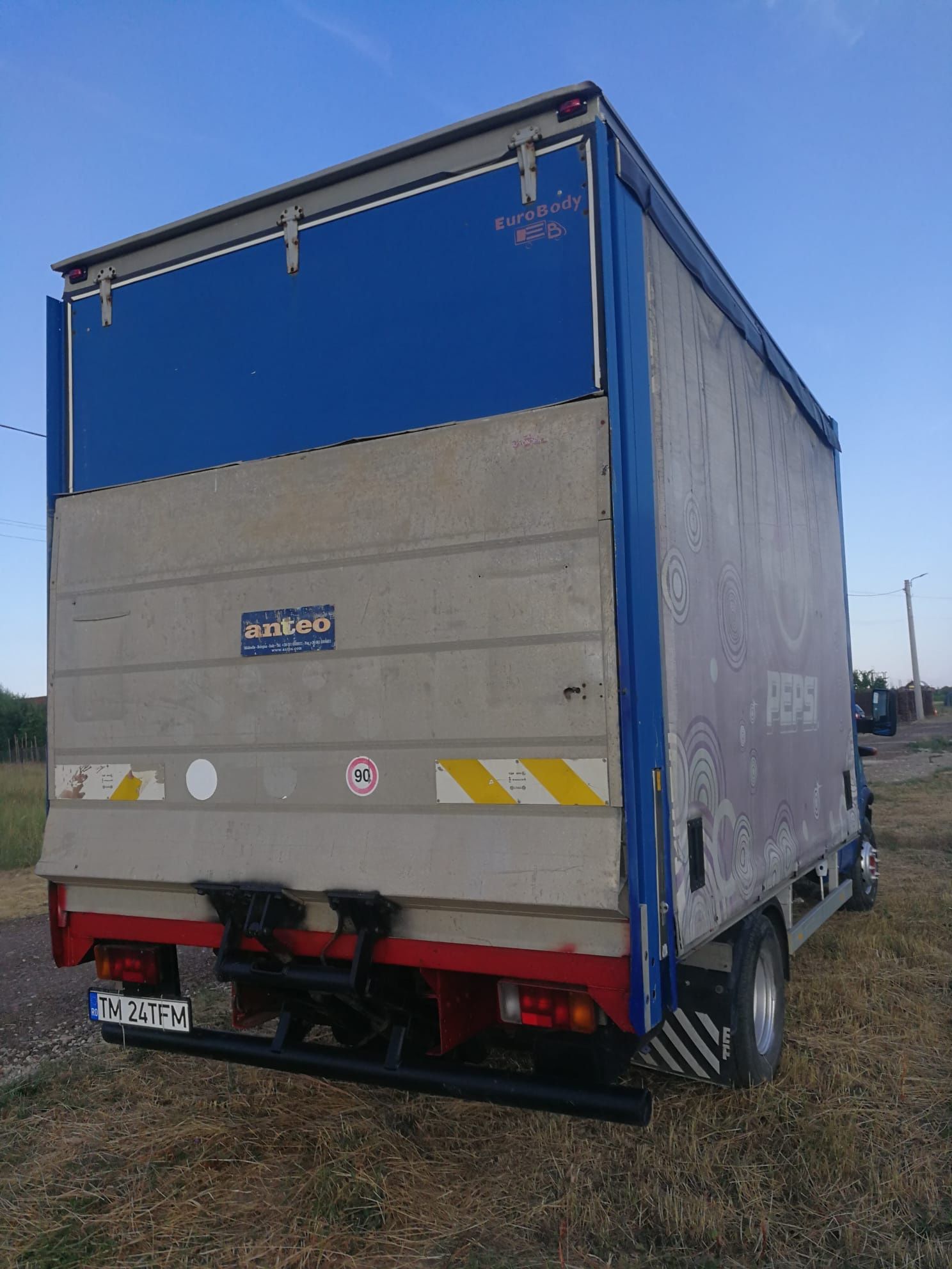 Vând Iveco 2005, starefoarte bună, acte la zi