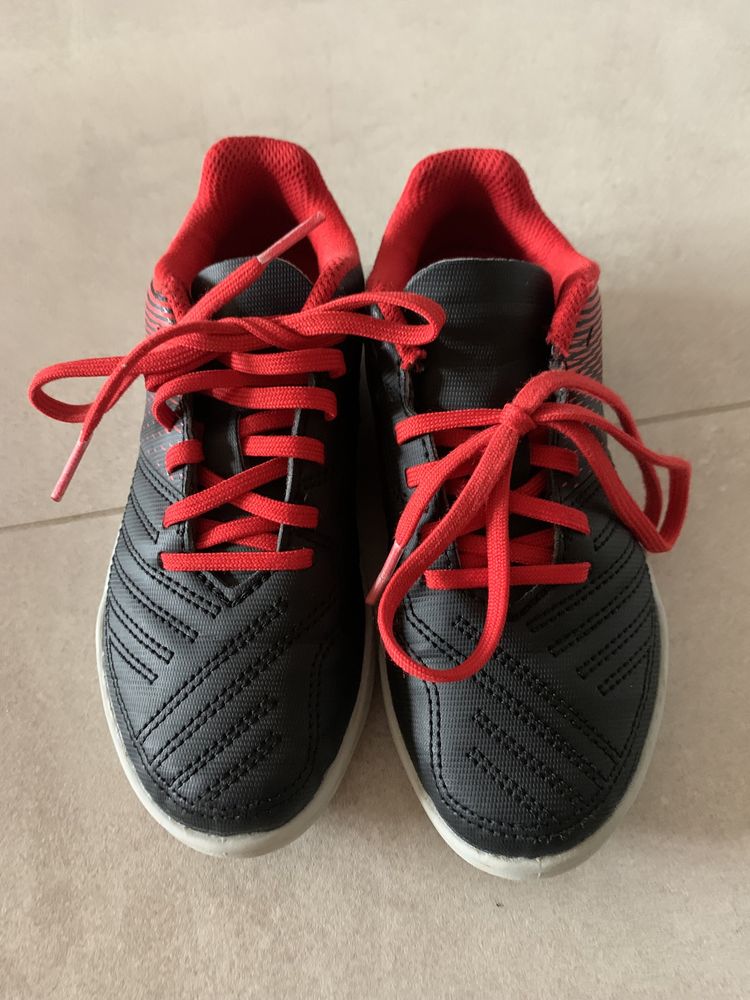 Детски маратонки обувки стоножки за футбол 31