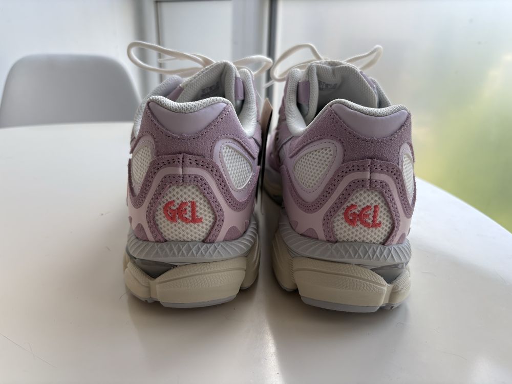 Asics Gel Nyc Cream/Rose Water 46.5 EU
