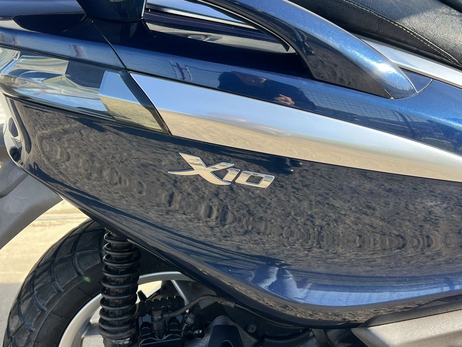 Scuter Piaggio X10 125cm CAT B
