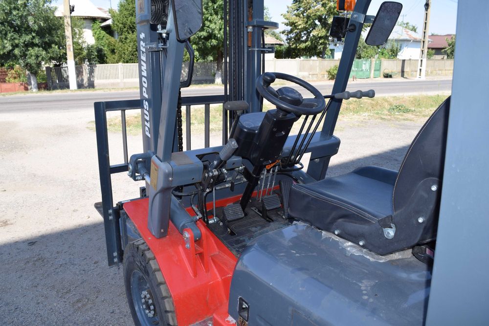 Stivuitor Diesel PLUS POWER 25