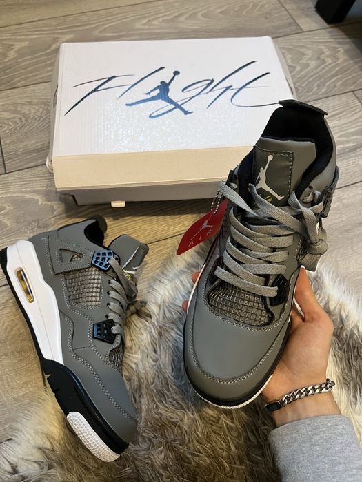 Jordan 4 Cool Grey (42-43)