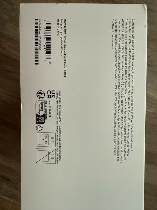 Airpods Max with smart case