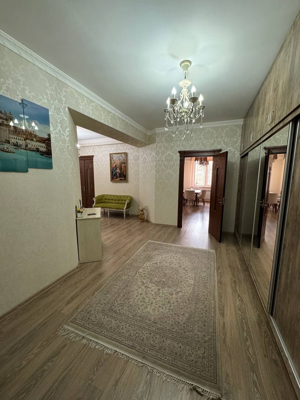 Яшнабад район Паркентский Новостройка  3/5/8 С ремонтом  131 м²