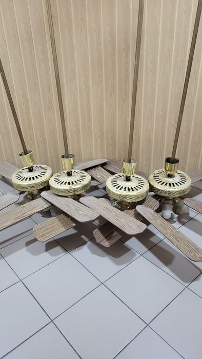 Ventilator tavan cu lumina LED