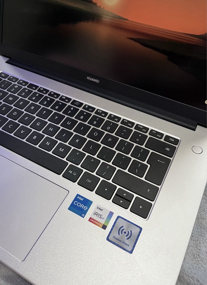 Лаптоп - Huawei MateBook D15