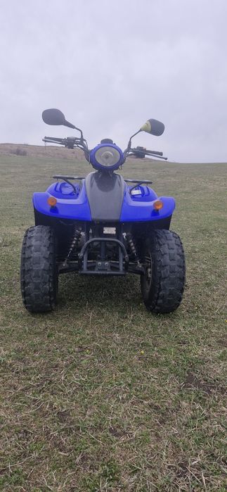 ATV Kimco 150 cc în stare buna.Are acte.
