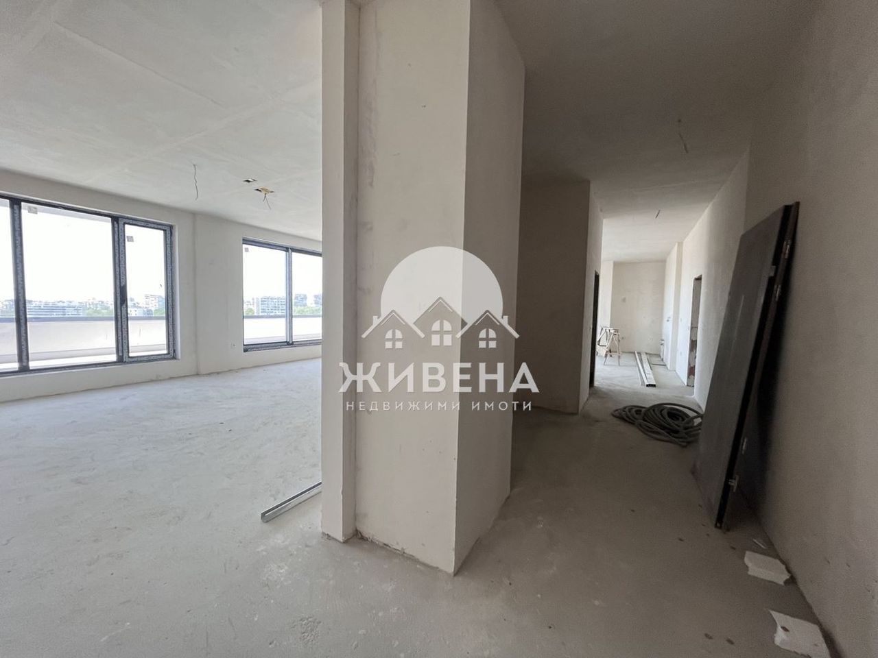 Продава се Четиристаен апартамент в Варна, Бриз - 295 кв.м за 3000 €/кв.м - Снимка #5