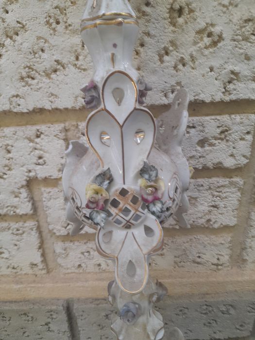 Candelabru retro portelan