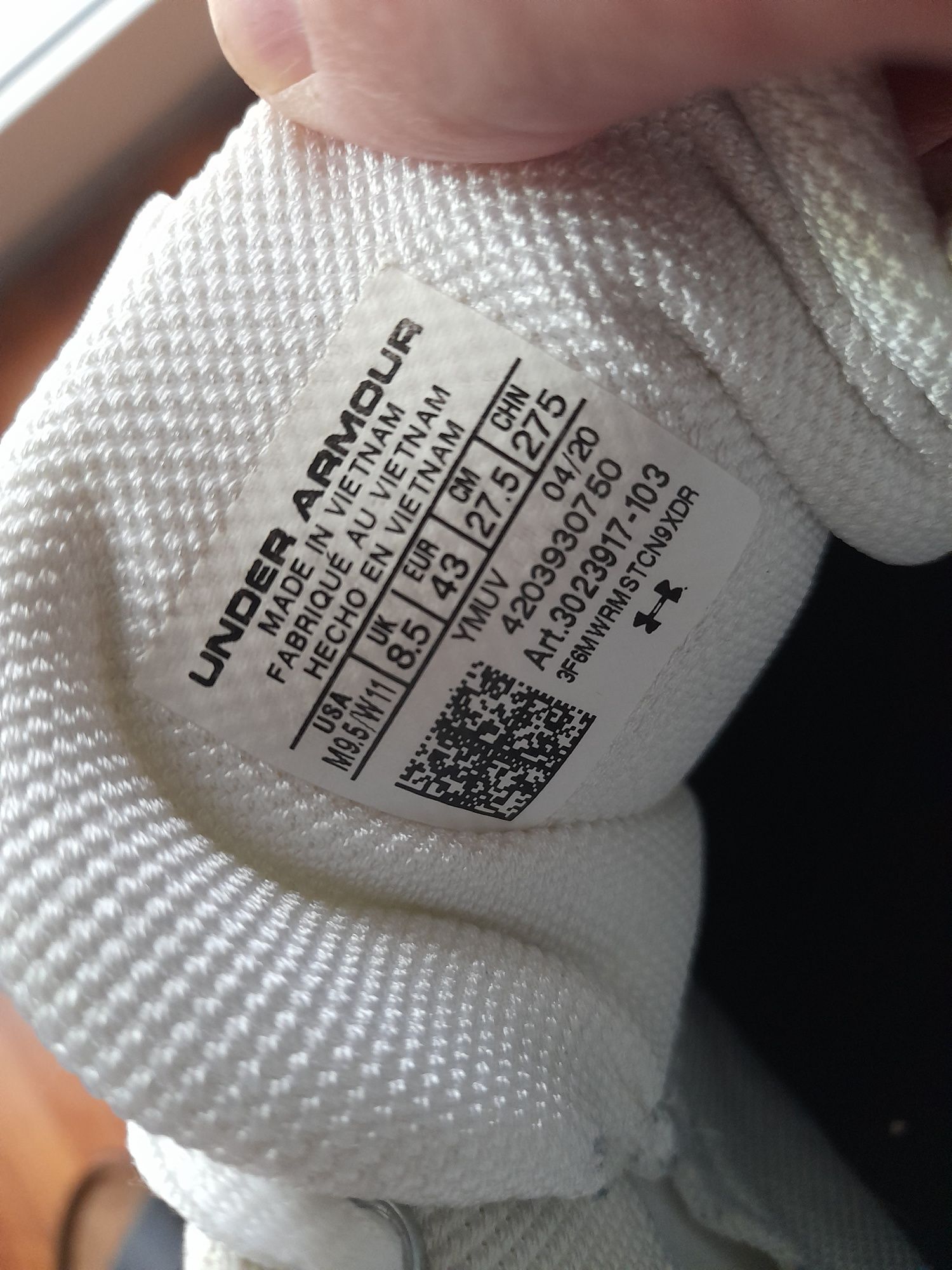 Under Armour мъжки кецове 43 номер.