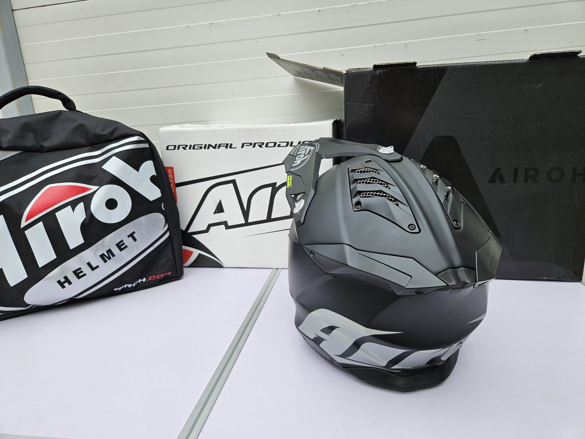 Airoh Aviator 3 размер S