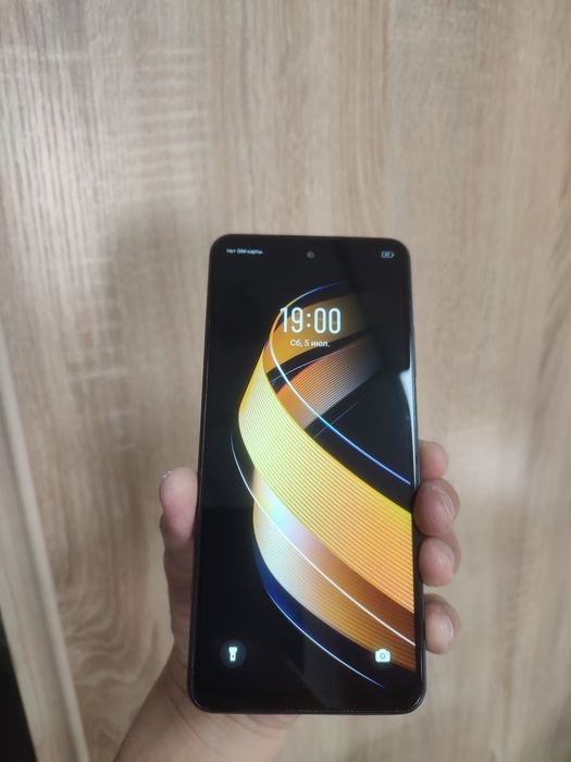 Телефон Infinix smart 8 pro