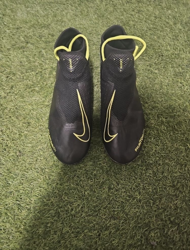 Nike Phantom VSN Academy