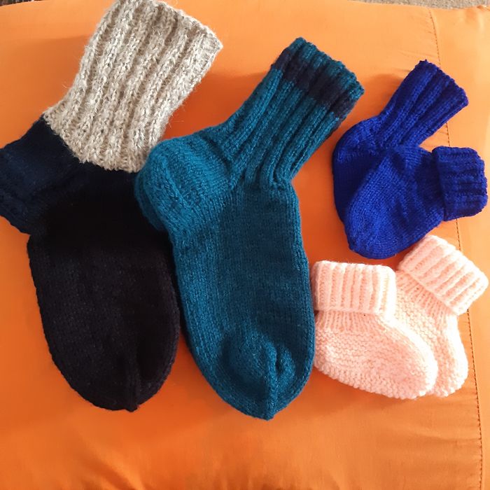 Вязаные носки мужские,женские и детские