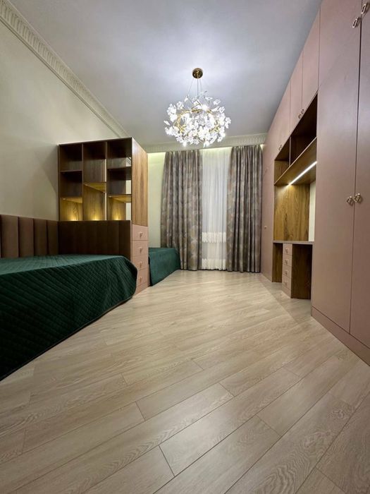 ПРОДАЁТСЯ Срочно Ж.К Мухташам Ц.5 Ор-р Минор Метро 4/комнатная 152.м2