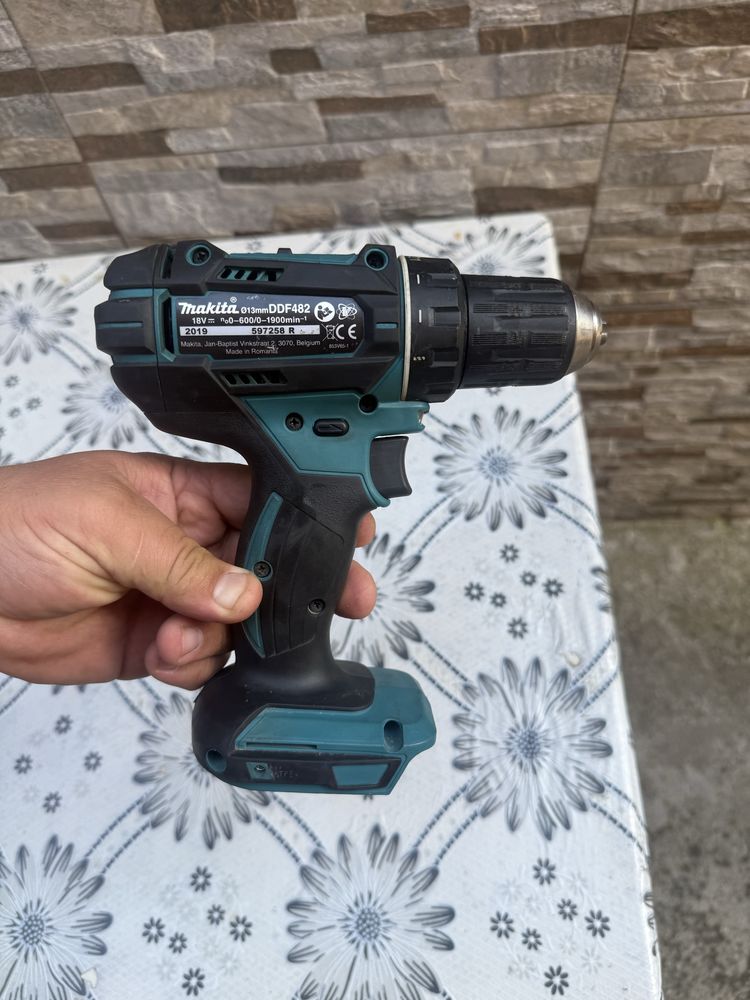 Акумулаторен винтоверт MAKITA
