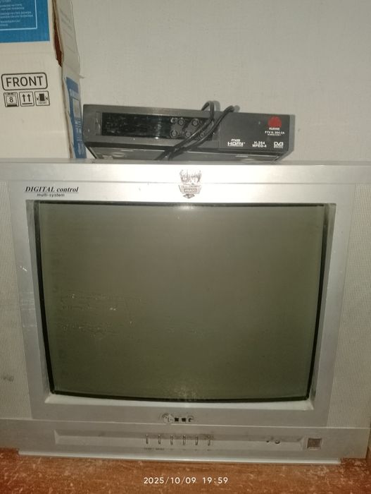 Telvizor bor sotiladi xolati alo arzon bervoraman