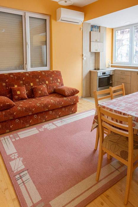 Тристаен апартамент в кв. Каменица 2/ С паркомясто!