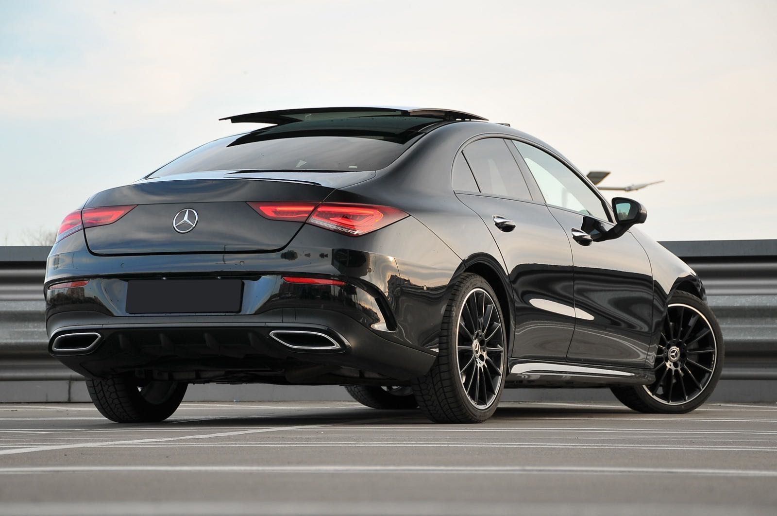 Mercedes-Benz / AMG CLA