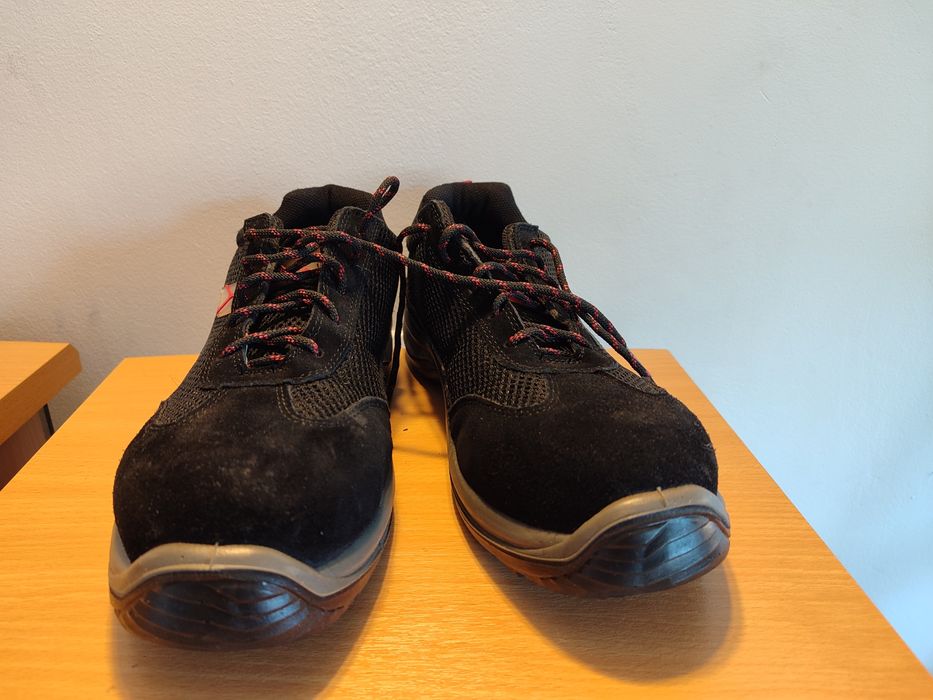 Pantofi de protecție delta