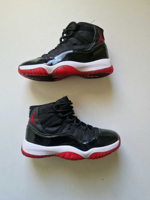 Jordan 11 Retro Playoffs Bred оригинални маратонки