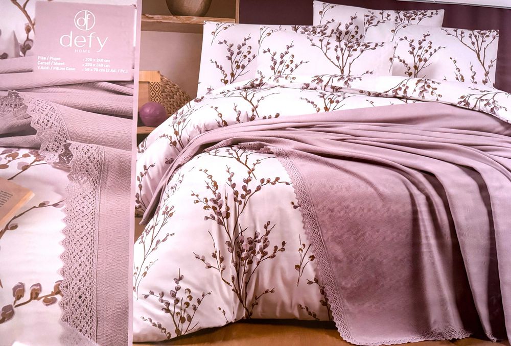 Комплект постельного белья в упаковке