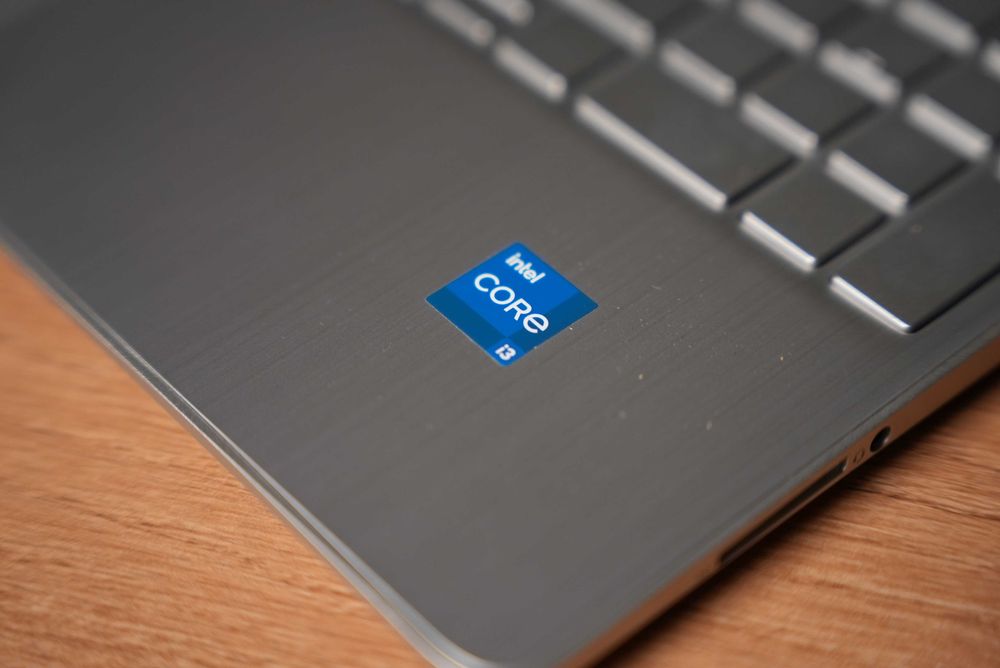 HP Laptop 15s-fq5340TU | Intel Core I3-1215U | DDR4 8GB | SSD 512GB