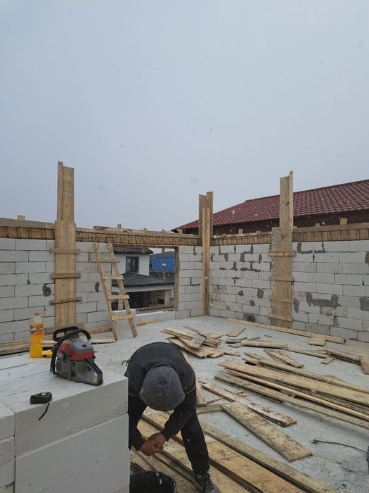 Meseriasi execut lucrari in constructii si instalatii sanitare