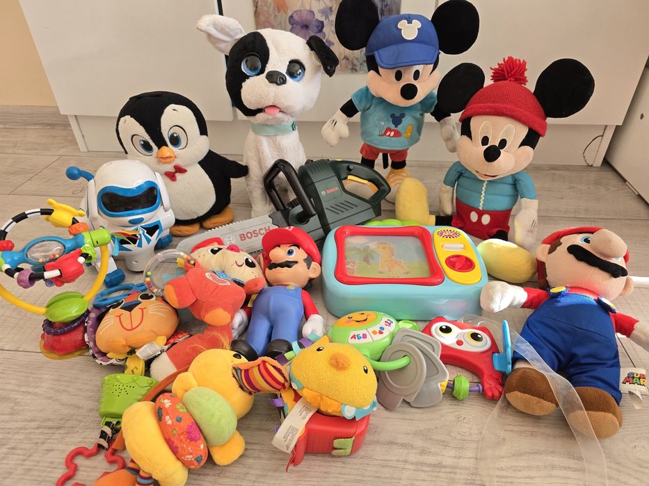 Разнообразни Играчи за малки и големи деца