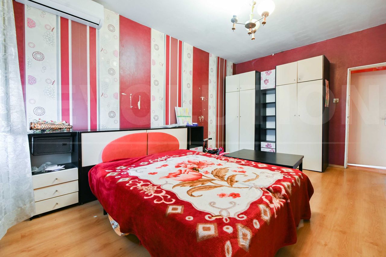 Продава се Тристаен апартамент в София, Слатина - 88 кв.м за 2000 €/кв.м - Снимка #6