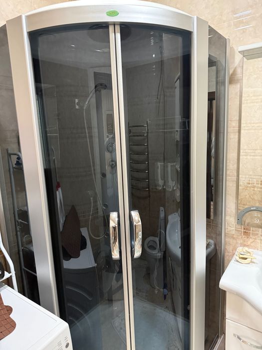 Продам душевую кабину в хорошем состоянии!