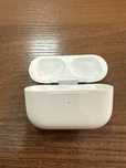 Зарядный кейс Airpods Pro 1 поколения.