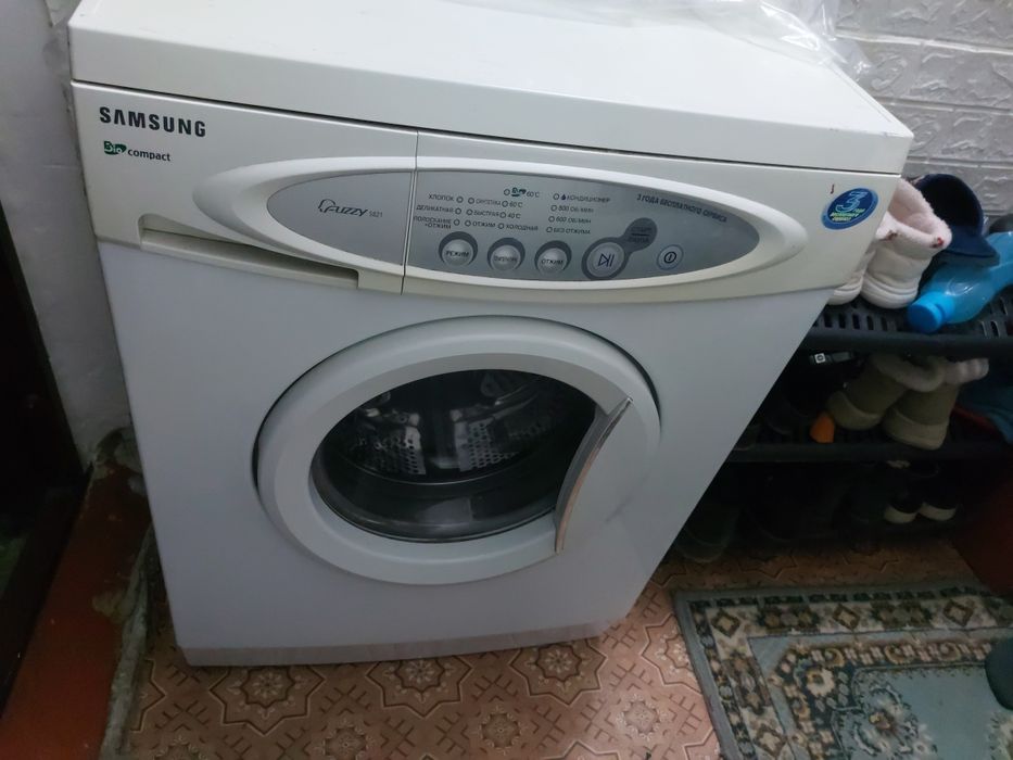 Стиральная машина в хорошем состоянии