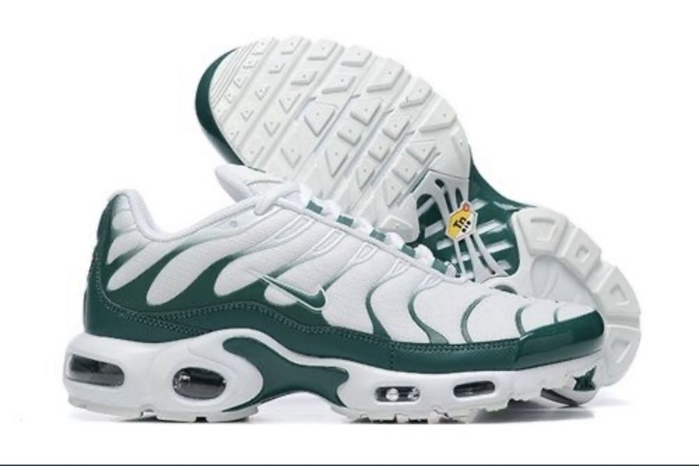 Мъжки спортни обувки Nike Air Max Plus TN Lacoste
