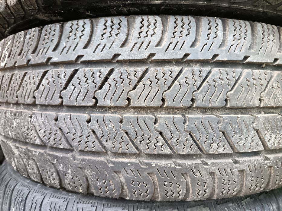 Anvelope MS iarna 205 65 16c semperit 2021 6.5mm