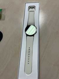 Часовник Samsung Galaxy Watch6