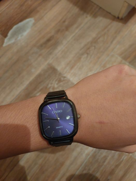Часы кварцевые Casio