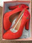 Pantofi rosii cu flori cu toc gros 37 NOI
