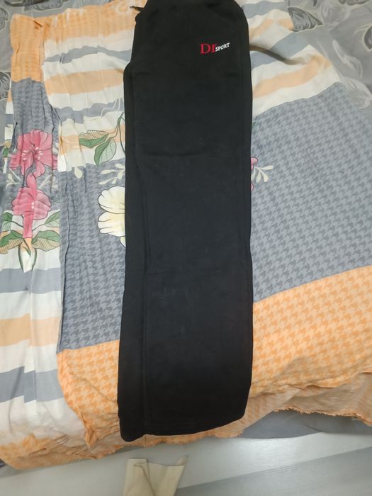 Спортивный костюм для девочки 44 -46