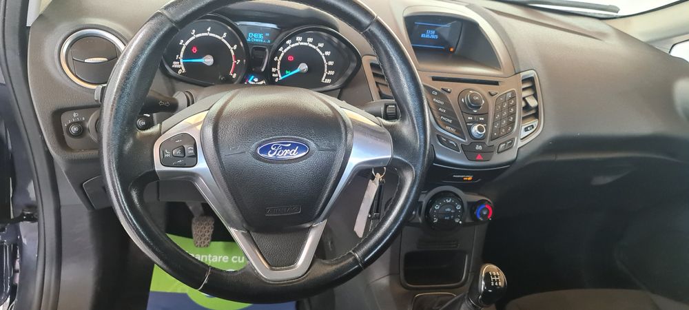 Ford fiesta an 2014 motor 1,3 benzina posib. rate fără avans GARANTIE