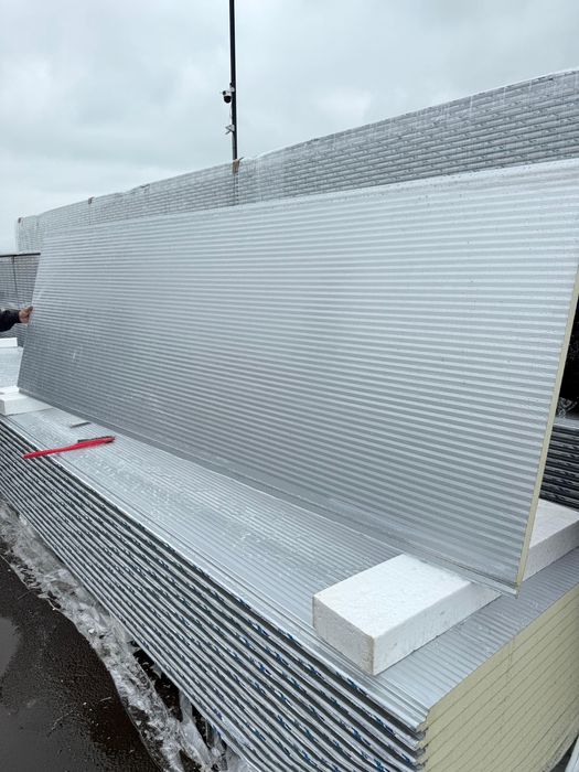 Panouri sandwich termoizolante Perete / Acoperis