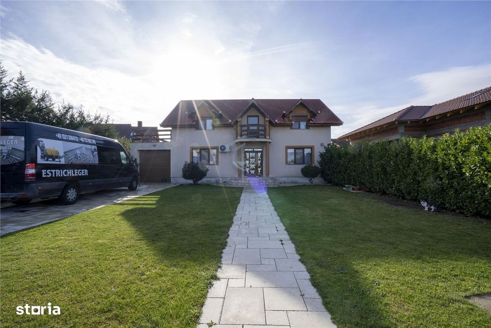 Vila moderna în Cihei cu 4 dormitoare