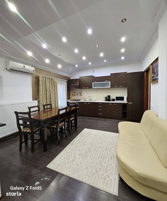 Casa tip townhouse, ideala pentru studenți / familie/ firme