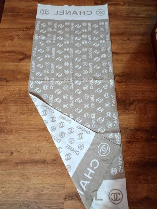 Дамски шал 22лв.