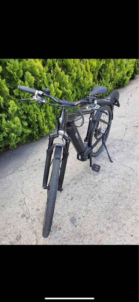 Vând Bicicletă Giro Neo Creta Electrică