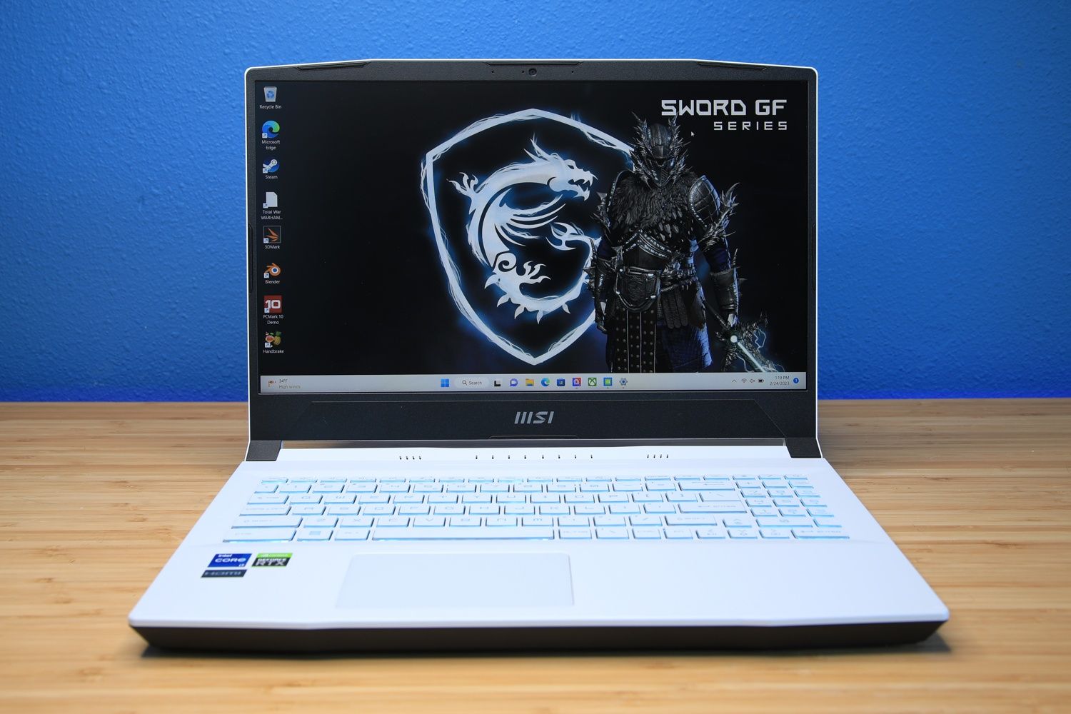 MSI Swort 15 intel i7. 11800H