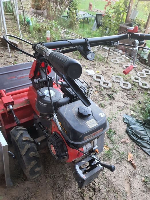 Tocator de vegetație