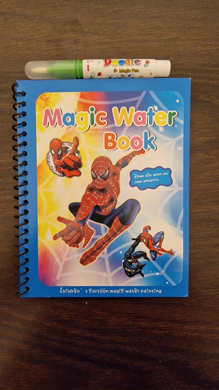 Cărți de desenat cu apa cu Spiderman, Cars, Prințesa Sofia și Frozen